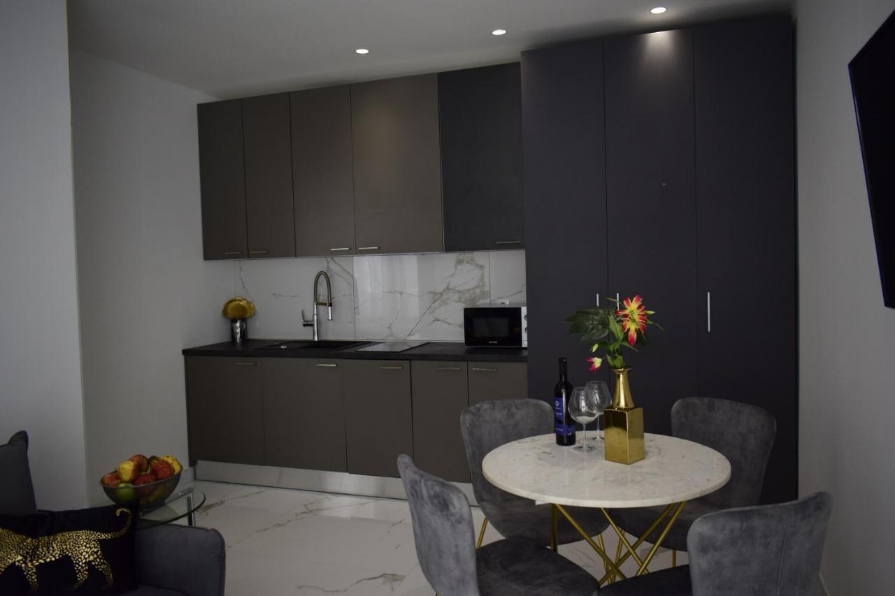 Apartmani Lavin Малинська Екстер'єр фото
